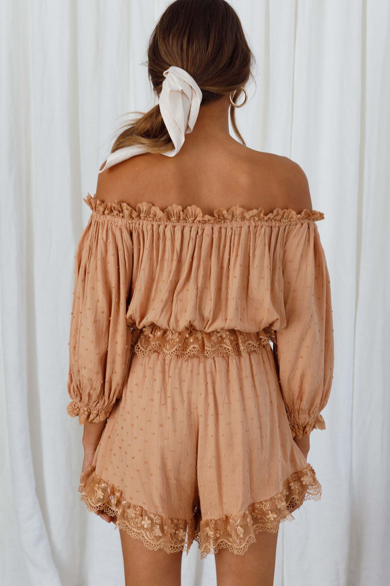 Romilly Scalloped Lace Trim Shorts Tan